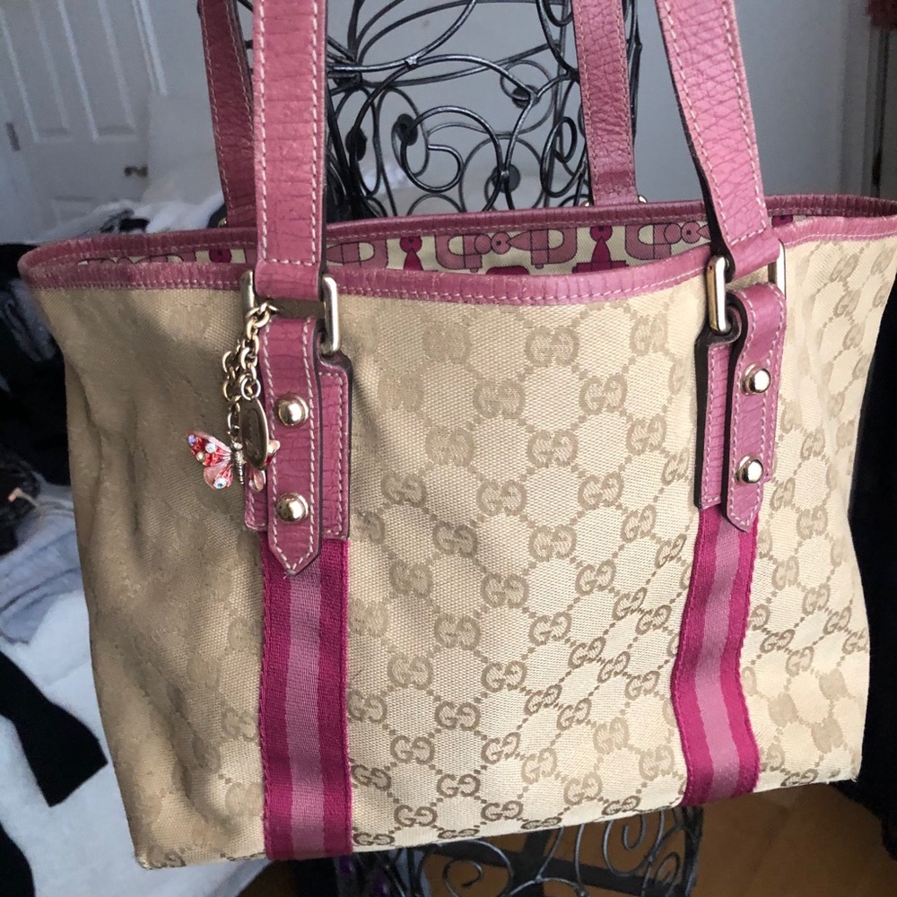 100 percent authentic Gucci bag 🥰